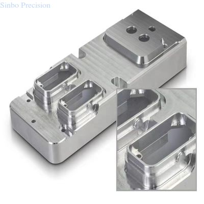 Części zapasowe obrobione CNC na zamówienie 5 osi Komponenty mieszkaniowe z aluminium